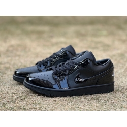 W AIR JORDAN 1 LOW SE HJ7743 010 Men Shoes